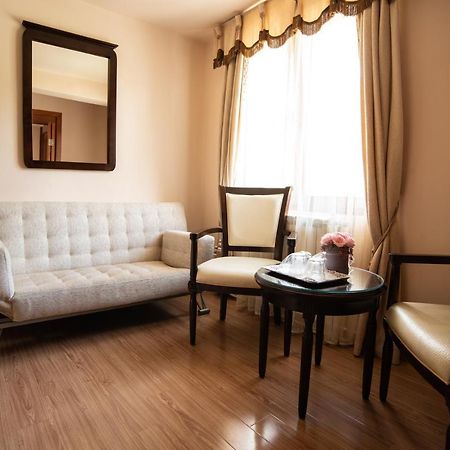 Hotel Csillag Panzio à Lunca de Jos  Extérieur photo