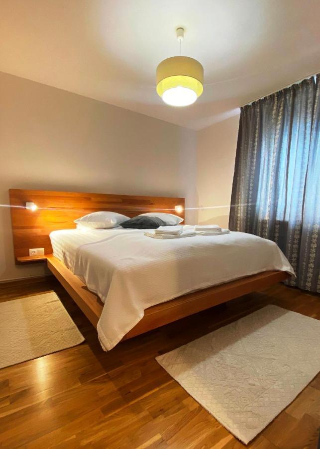 Hotel Csillag Panzio à Lunca de Jos  Extérieur photo