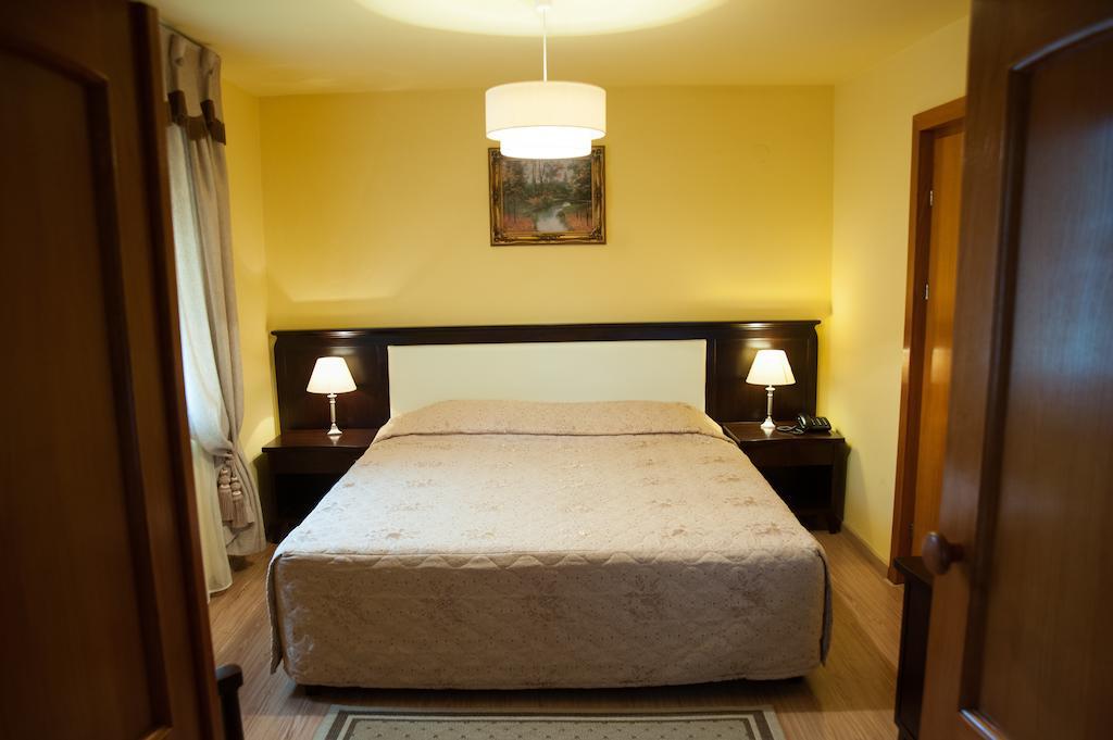 Hotel Csillag Panzio à Lunca de Jos  Extérieur photo