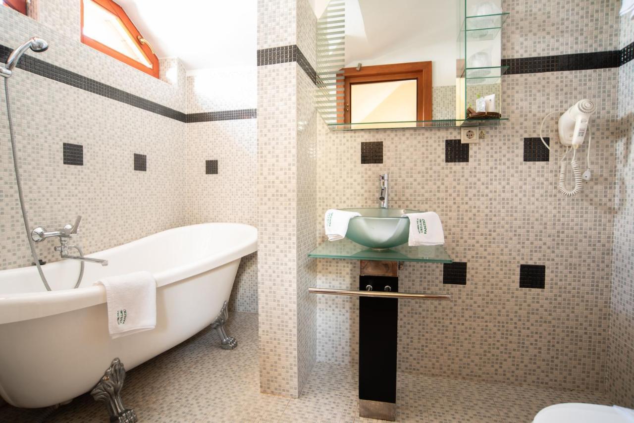 Hotel Csillag Panzio à Lunca de Jos  Extérieur photo