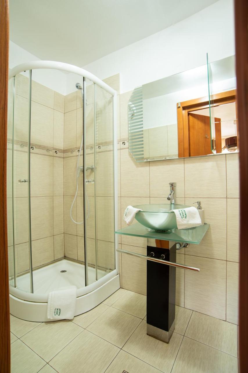 Hotel Csillag Panzio à Lunca de Jos  Extérieur photo